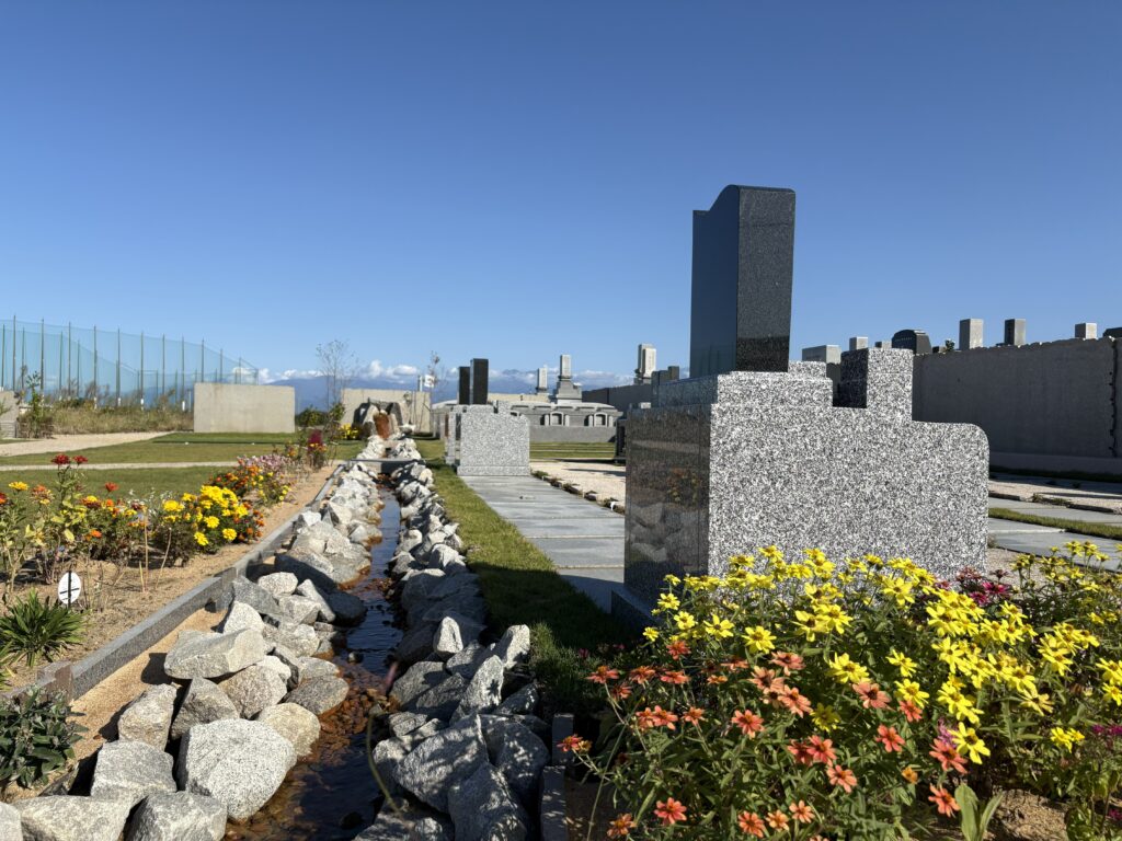 富山の春彼岸に訪れたい自然豊かな樹木葬霊苑